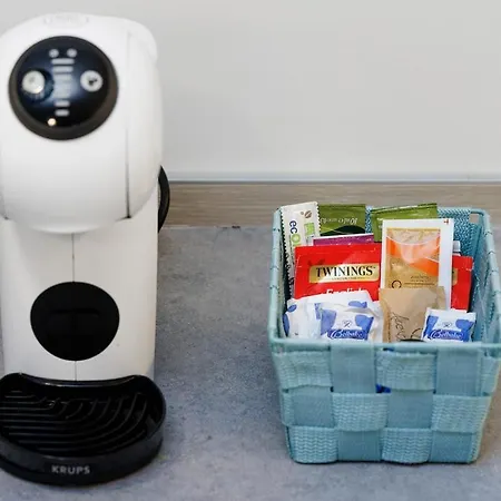 Lägenhet Oasi A 10 Minuti Dal Ospedale San Raffaele